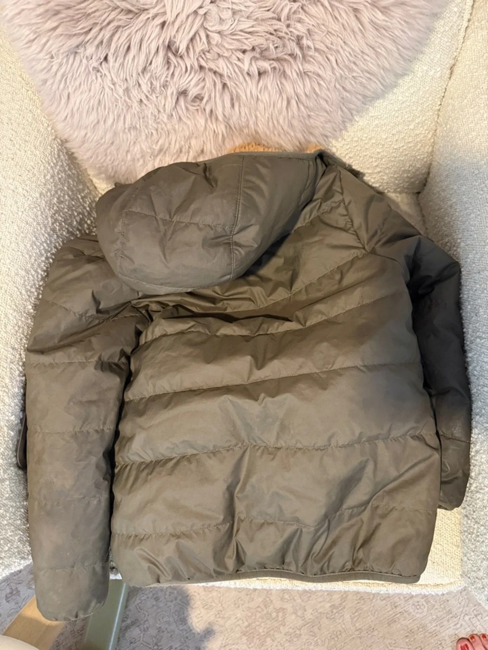 Patagonia Olive Hooded Puffer Jacket - Picture 3 of 4